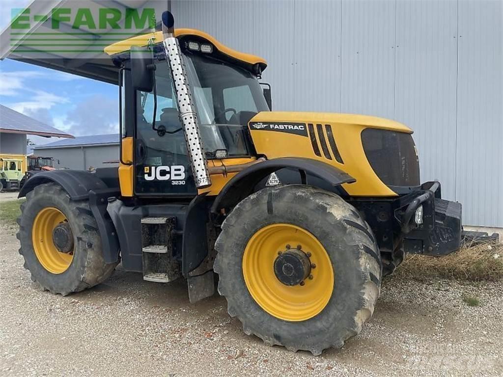 JCB fastrac 3230 Tractoren