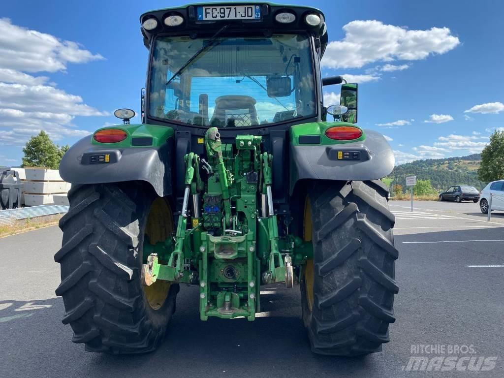 John Deere 6130 R Tractoren