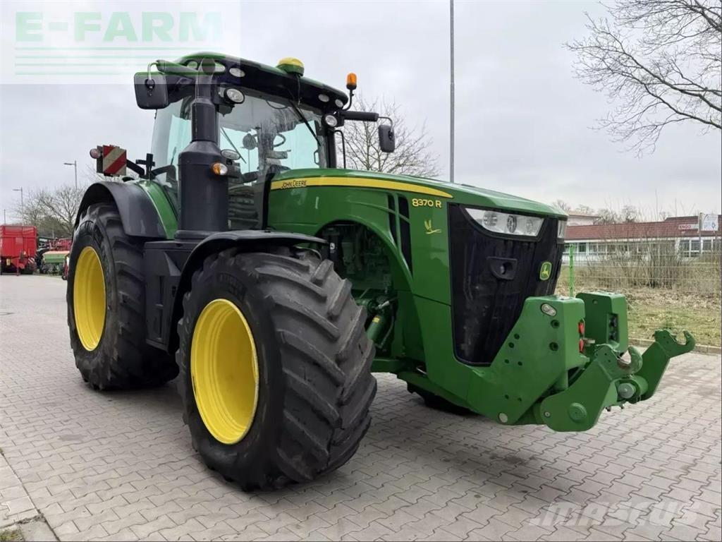 John Deere 8370 r Tractoren