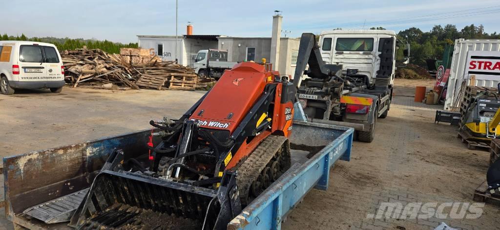 Ditch Witch SK 800 Miniladers