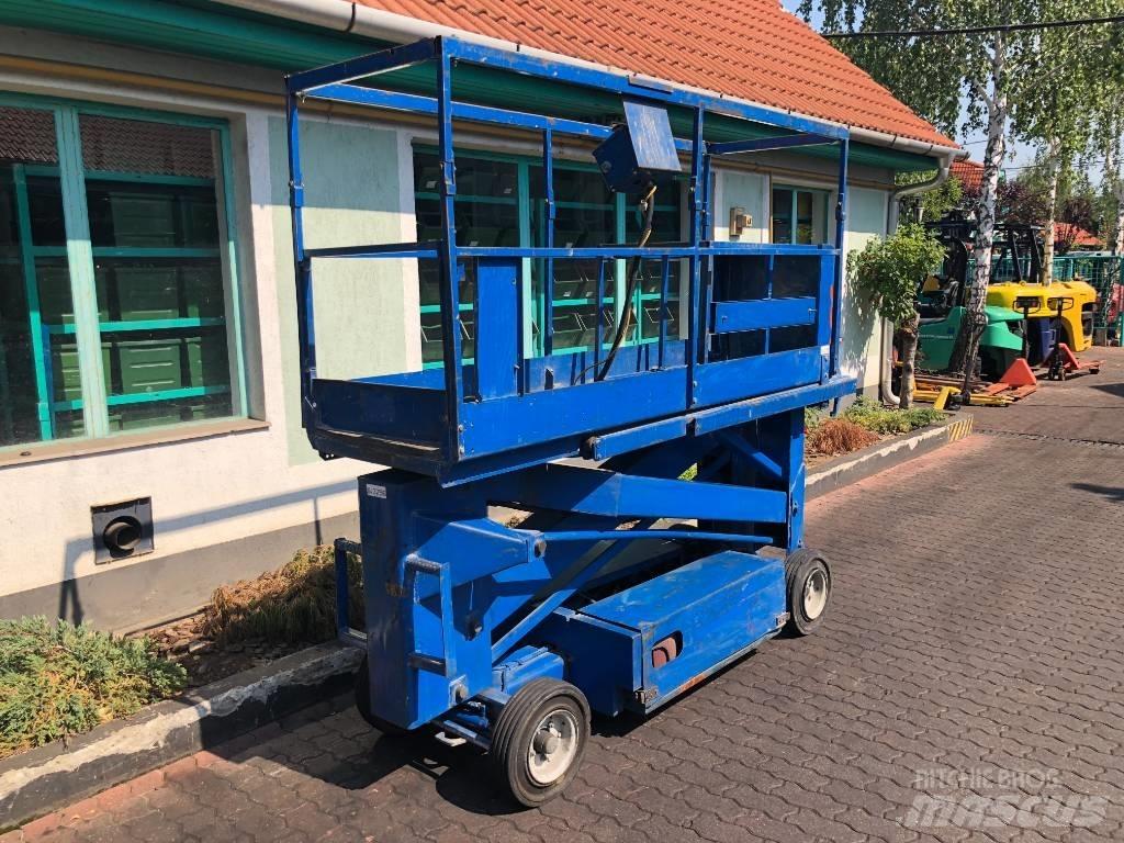 UpRight SL20   V-3296 Personenliften en invalideliften