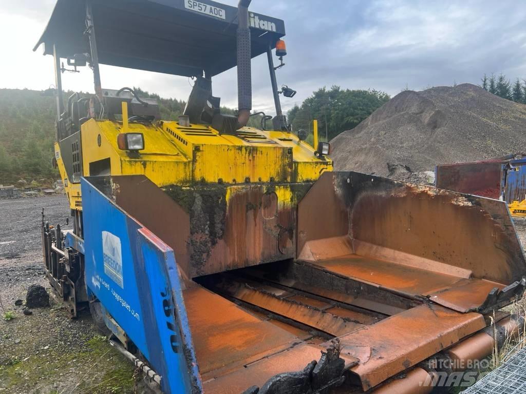 Titan 6870 Paver Asfaltafwerkmachines