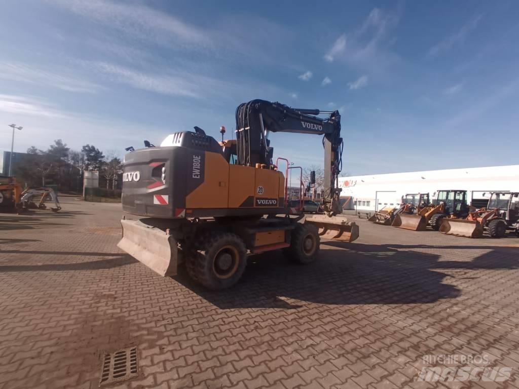 Volvo EW 180 E Wielgraafmachines