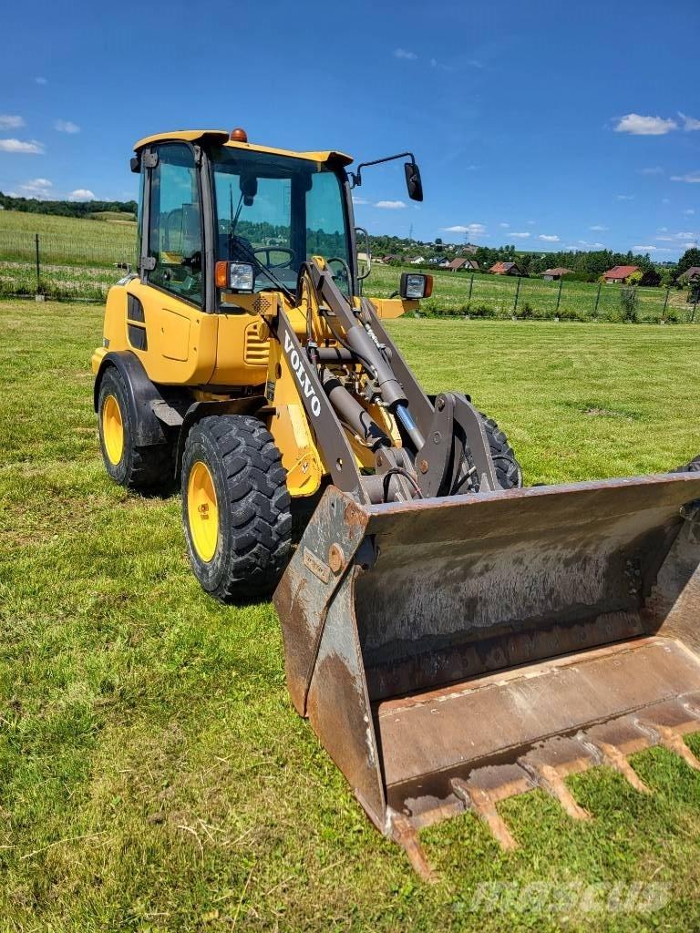 Volvo L 25 F Wielladers