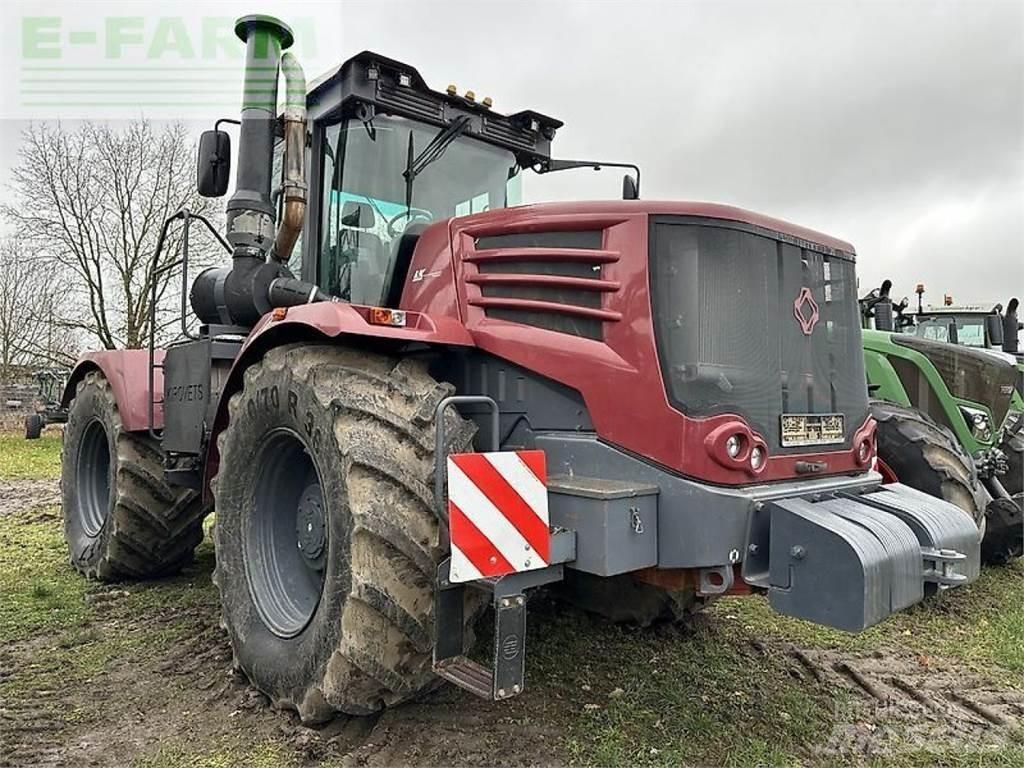 Kirovets k-743 Tractoren