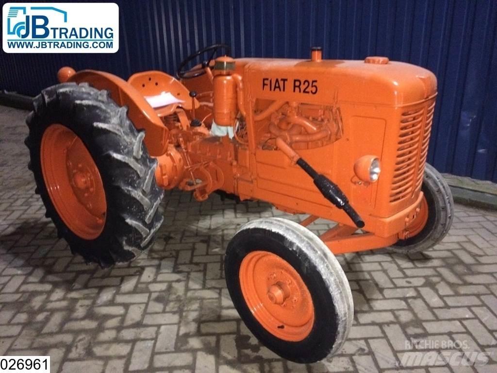 Fiat R25 2WD Tractoren
