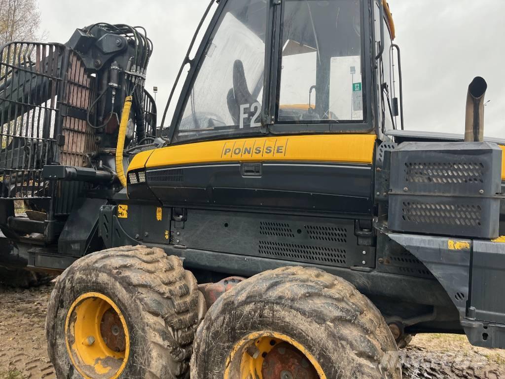 Ponsse Buffalo 8W Uitrijwagens