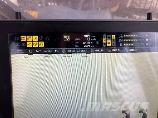 Ponsse Buffalo 8W Uitrijwagens