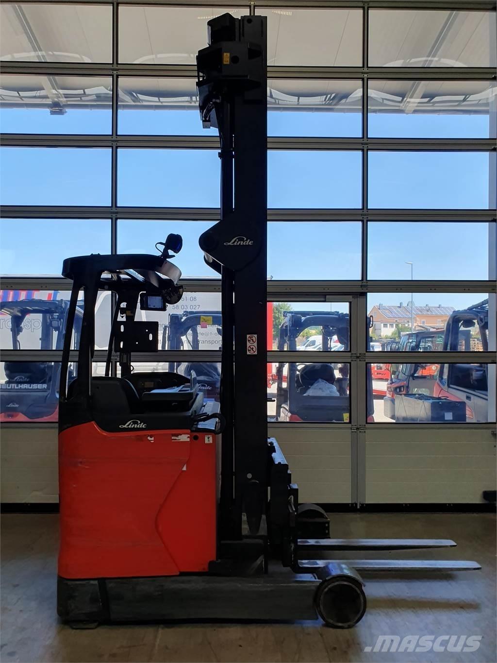 Linde R16HD Reachtruck voor hoog niveau