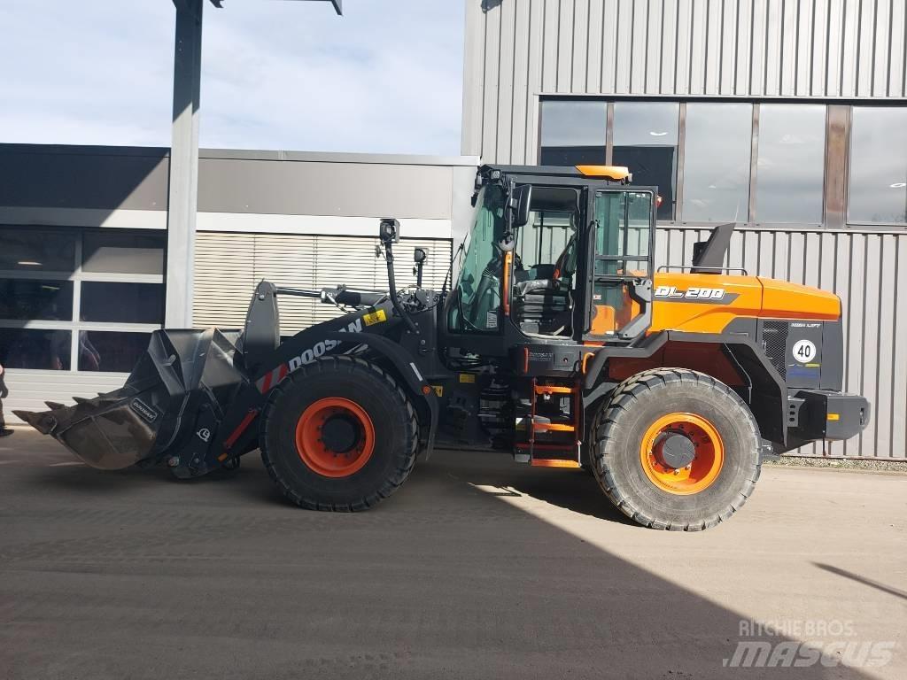 Develon DL 200-7 Wielladers
