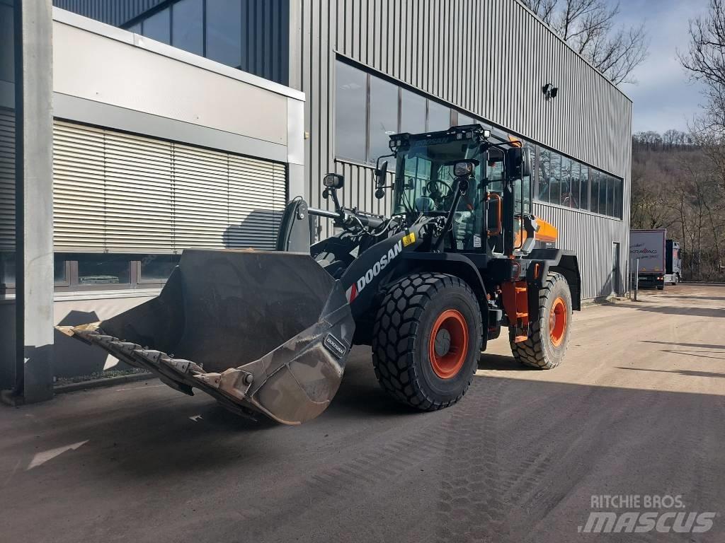 Develon DL 200-7 Wielladers