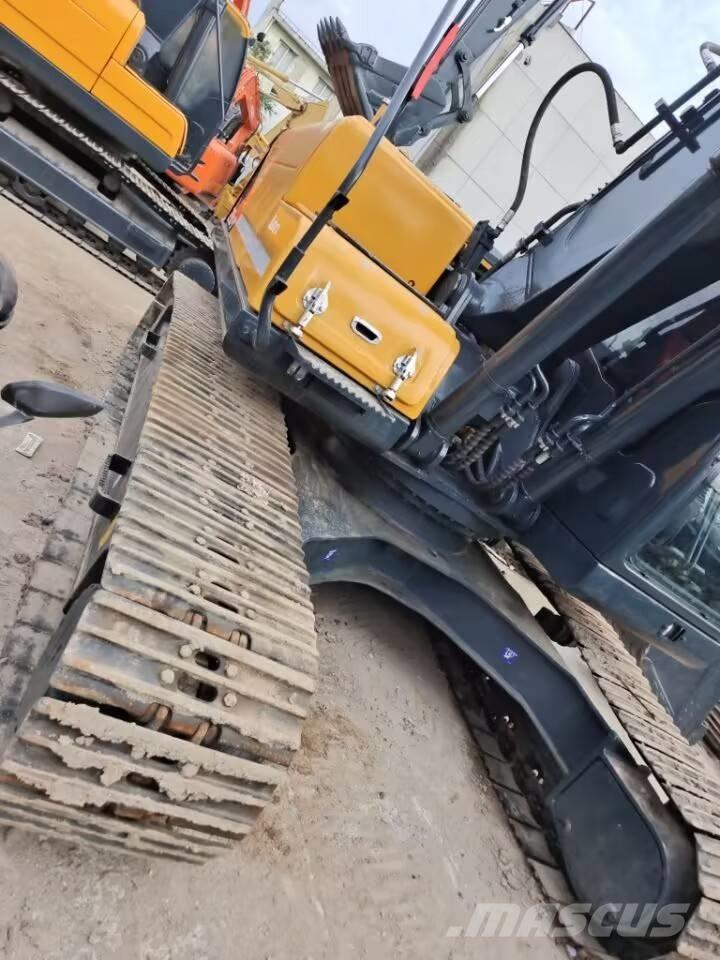 Hyundai 225 LC-9T Rupsgraafmachines