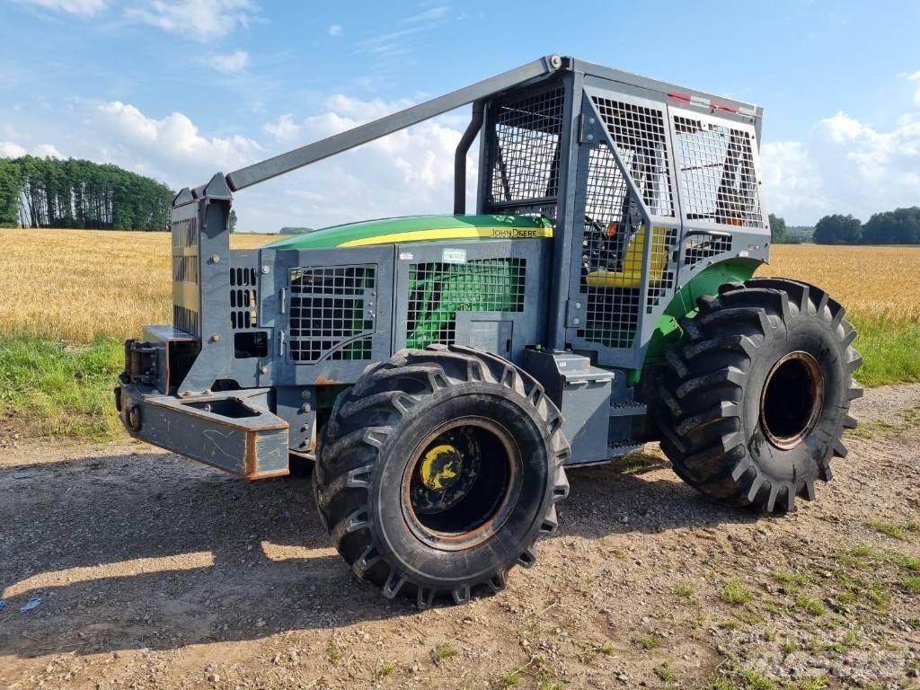 John Deere 5100 M Bosbouw tractoren
