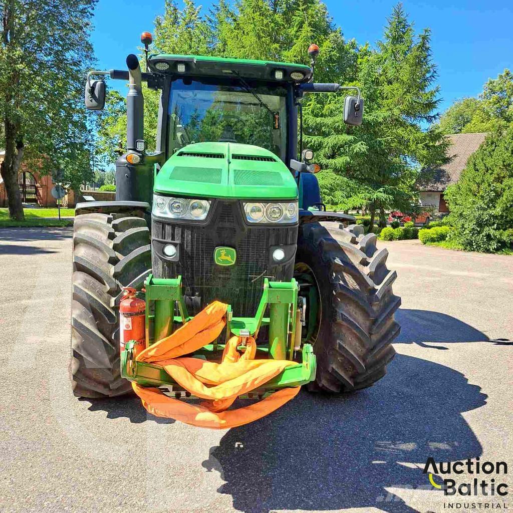 John Deere 8370 R Tractoren