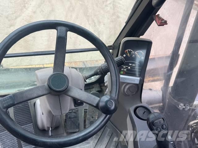 Volvo EW 140 C Wielgraafmachines