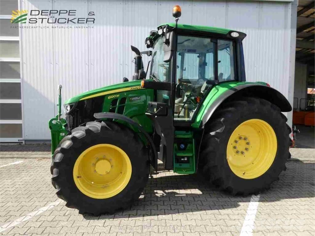 John Deere 6120M Tractoren