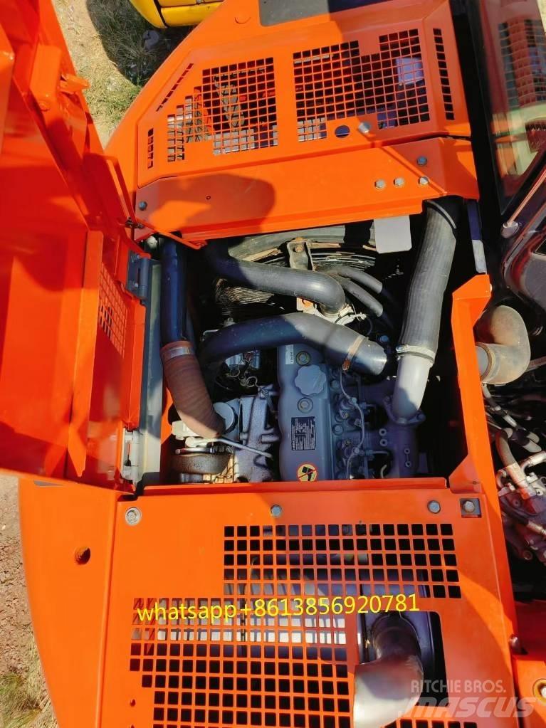 Hitachi ZX 135 US Rupsgraafmachines