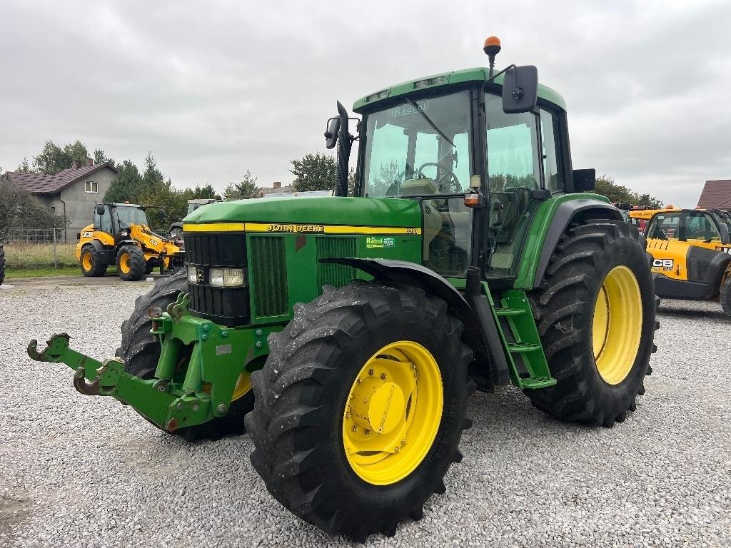 John Deere 6910 Tractoren