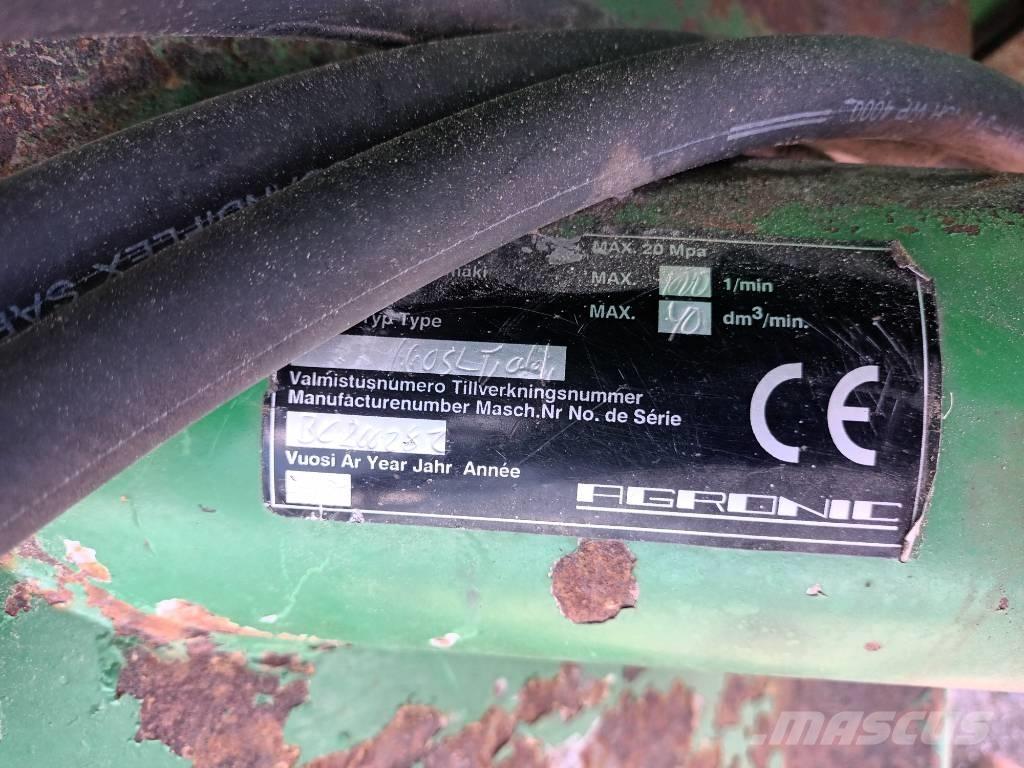 Agronic 160 SLT Balenhakselaars, -snijders en -afwikkelaars