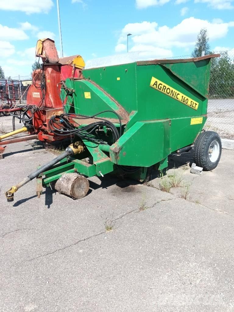 Agronic 160 SLT Balenhakselaars, -snijders en -afwikkelaars