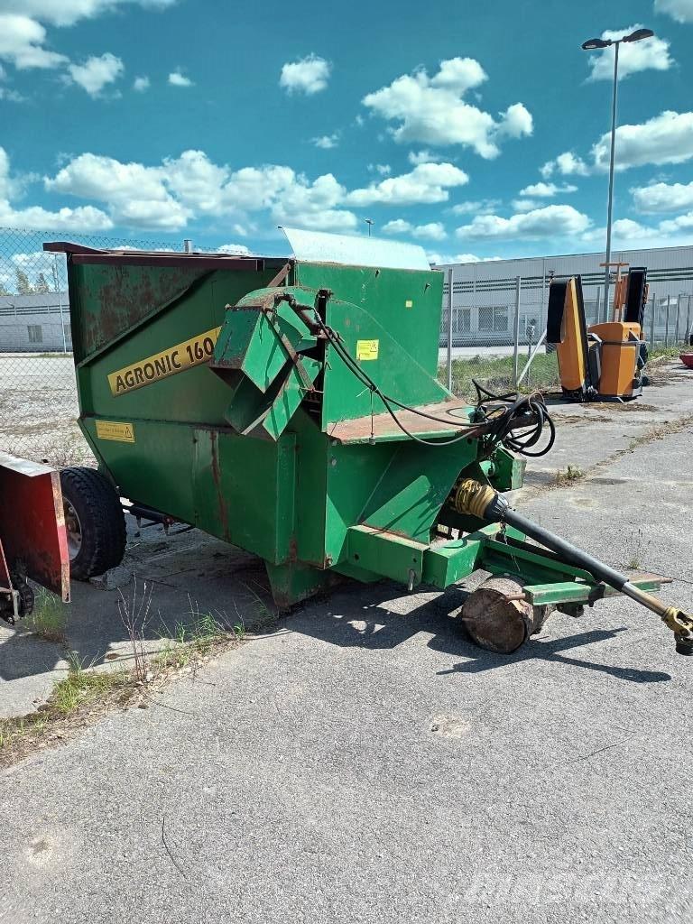 Agronic 160 SLT Balenhakselaars, -snijders en -afwikkelaars