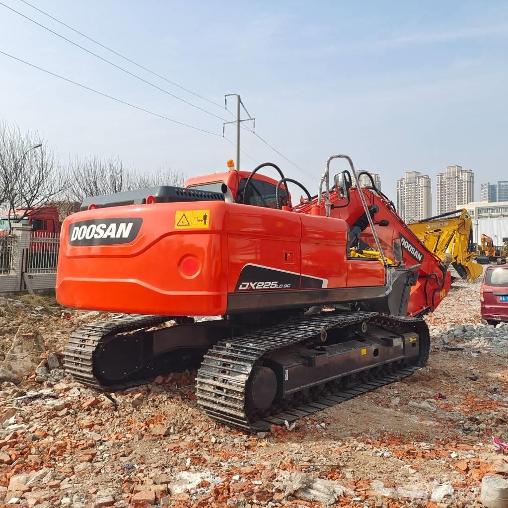 Doosan DX 225 LC Minigraafmachines < 7t