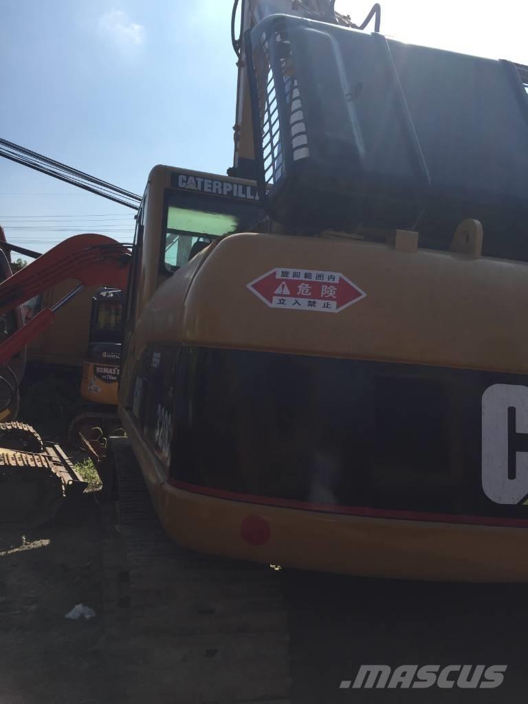 CAT 320 C Rupsgraafmachines