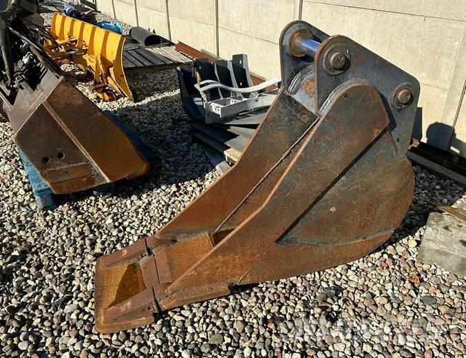 Komatsu PW 160-7E0 Graafarmen