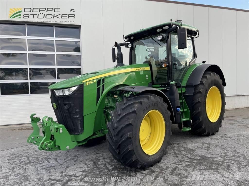 John Deere 8370R Tractoren