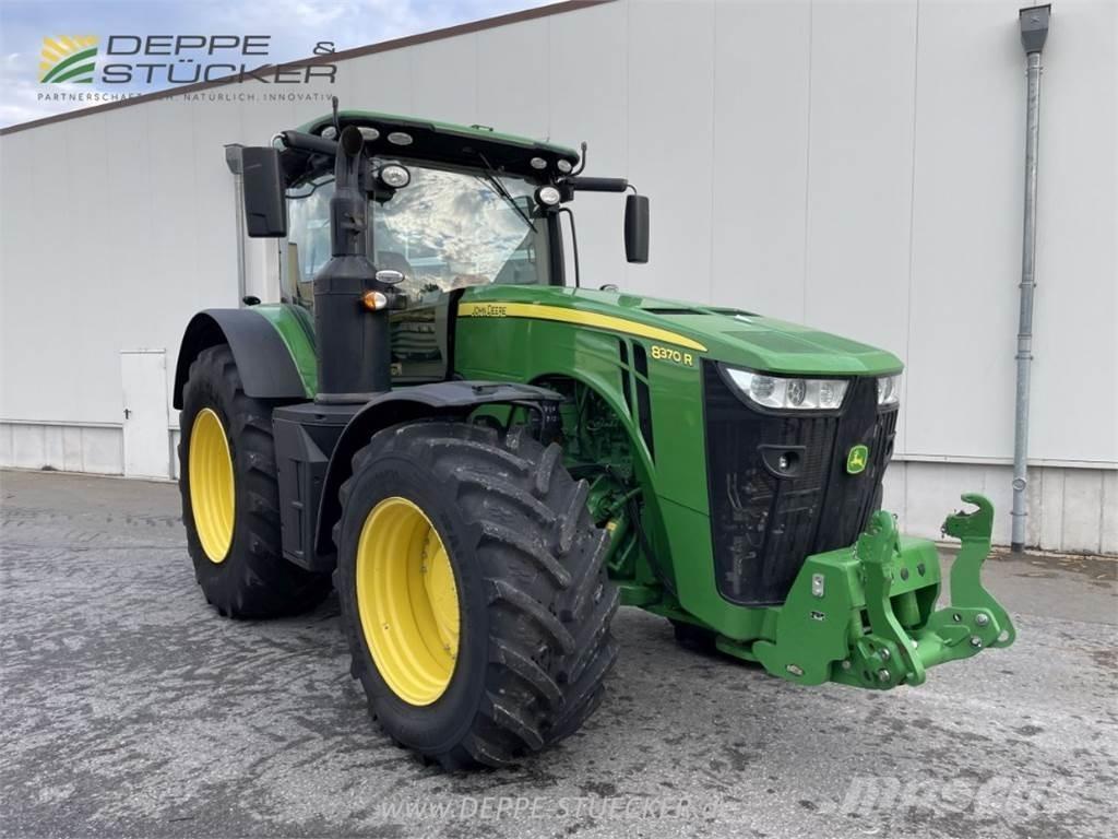 John Deere 8370R Tractoren