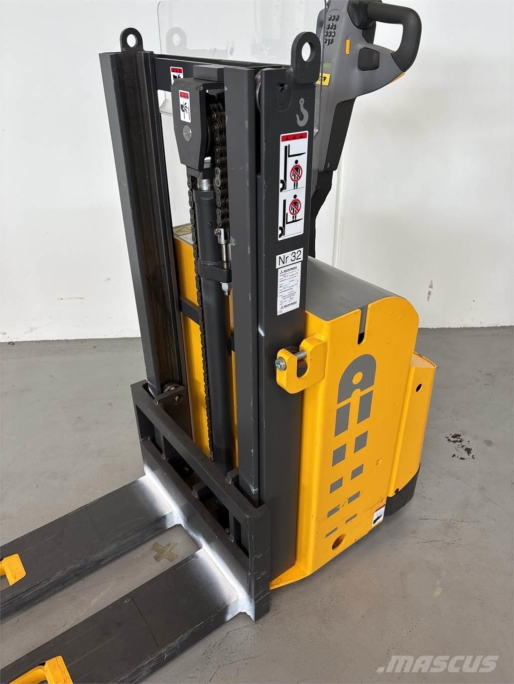 Atlet PSL125 Meeloop stapelaar