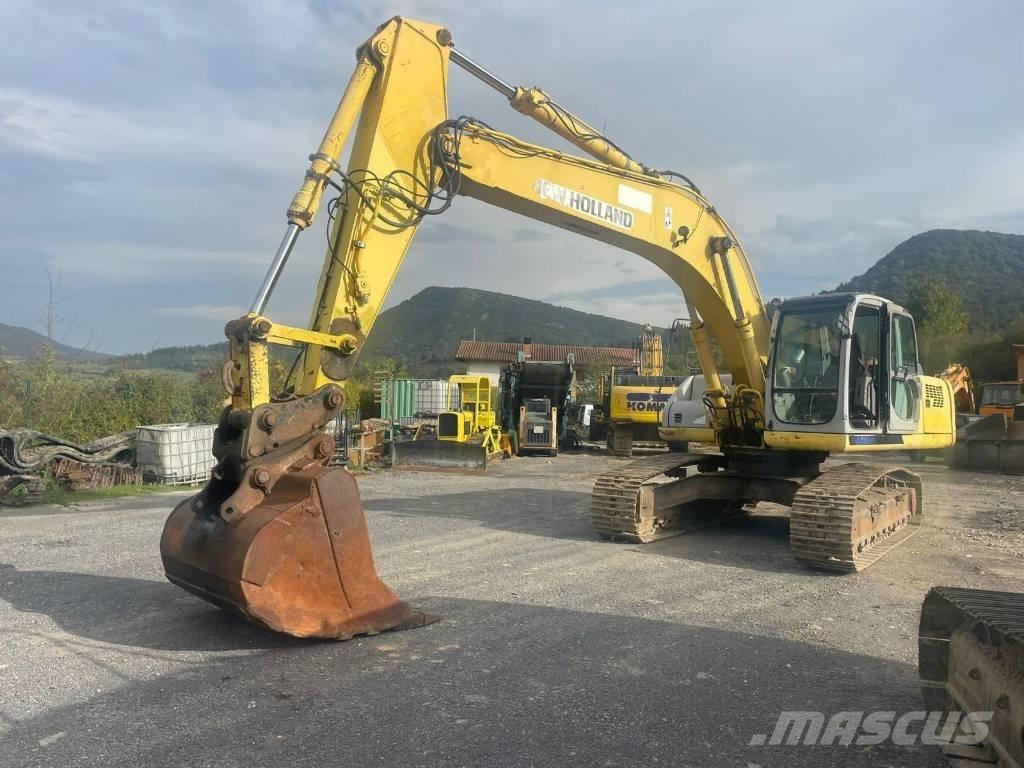 New Holland E 305 Rupsgraafmachines