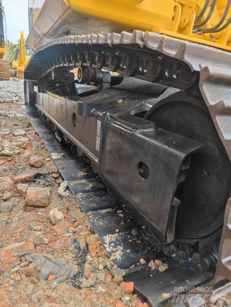 Komatsu PC 200-8 Rupsgraafmachines