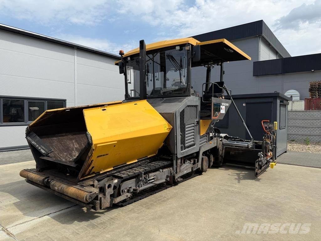Volvo P 7820 D Asfaltafwerkmachines