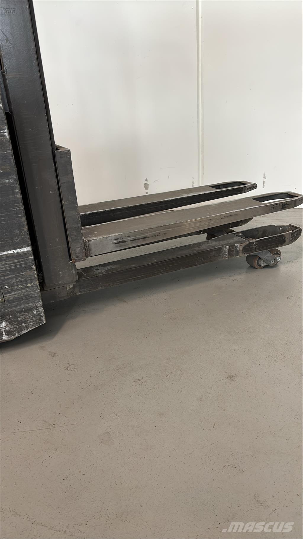 Atlet PDP200 Platform truck