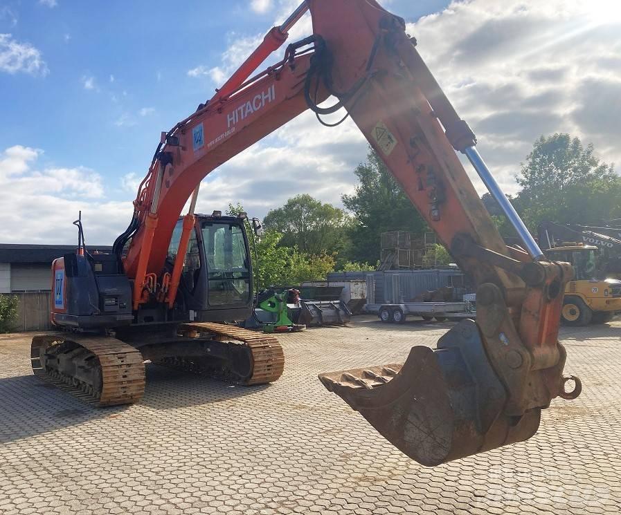 Hitachi ZX 225 US LC Rupsgraafmachines