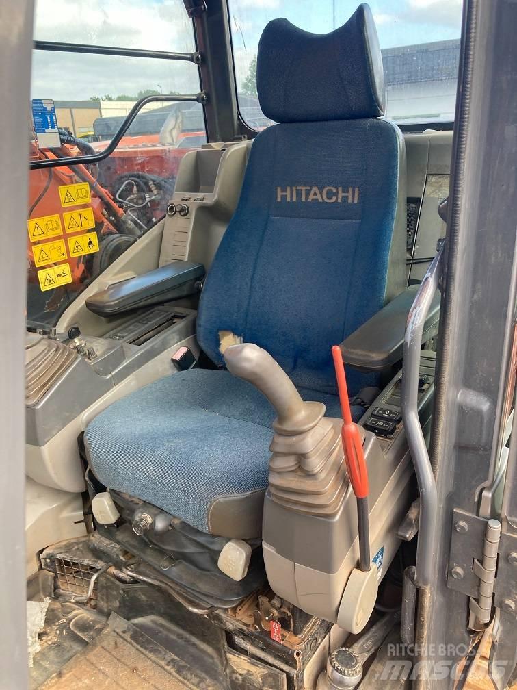 Hitachi ZX 225 US LC Rupsgraafmachines