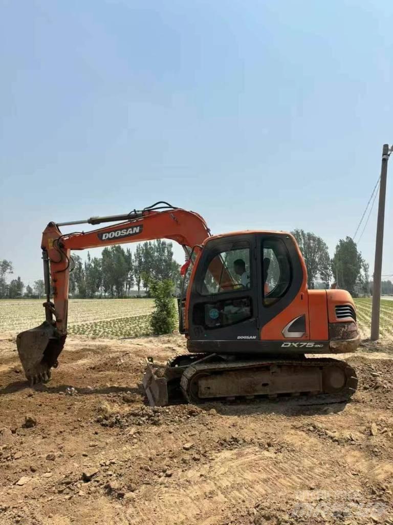 Doosan DX 75-9 Rupsgraafmachines
