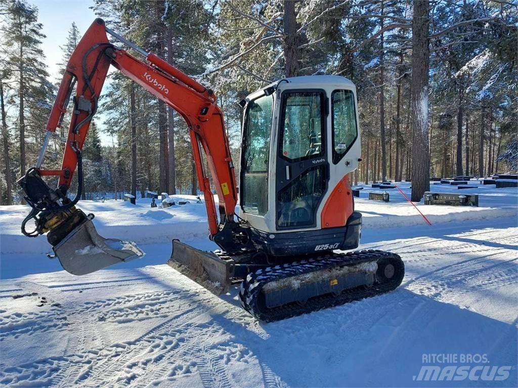 Kubota U25-3 Minigraafmachines < 7t