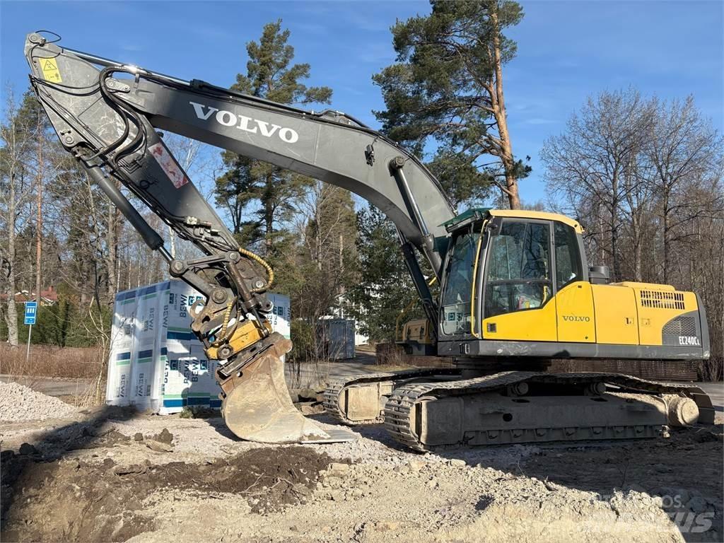 Volvo EC240CL Rupsgraafmachines