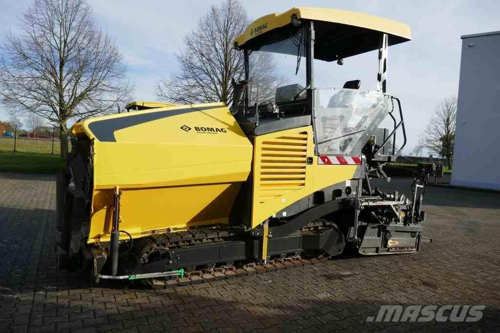 Bomag BF 300 C Kleine asfalteermachines