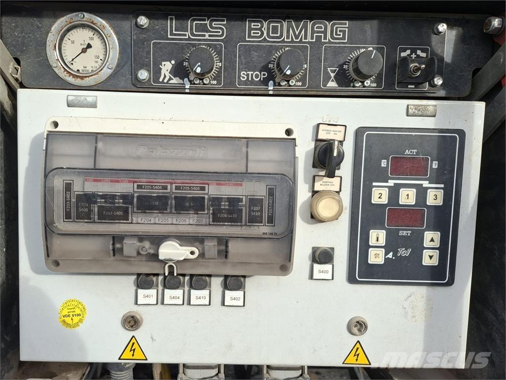 Bomag BF 300 C Kleine asfalteermachines