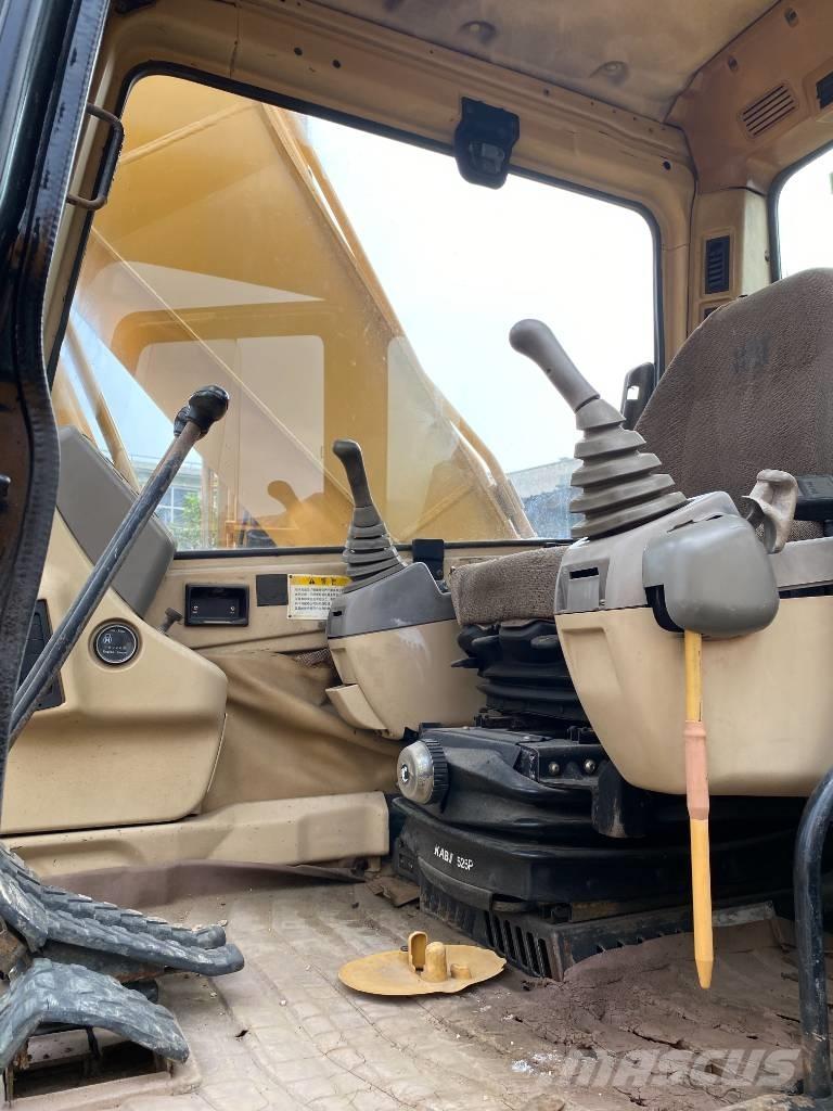 CAT 325 B L Rupsgraafmachines