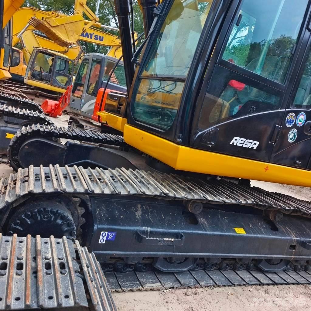 CAT 323 D Rupsgraafmachines