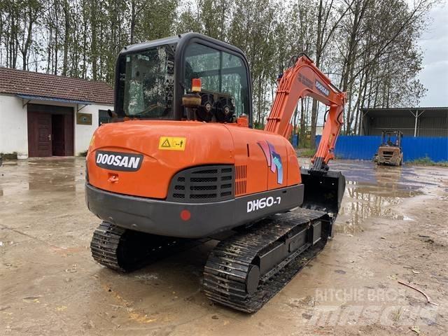 Doosan DH 60-7 Minigraafmachines < 7t