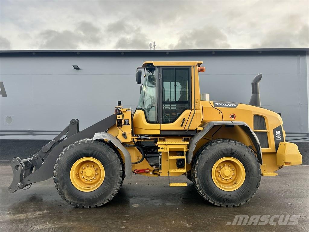 Volvo L60G LONGBOOM Wielladers