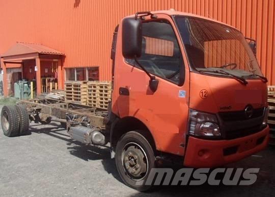 Hino 195 Chassis met cabine