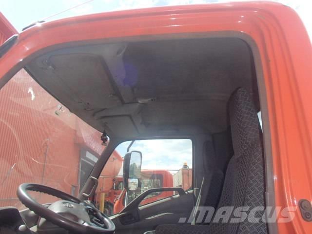 Hino 195 Chassis met cabine