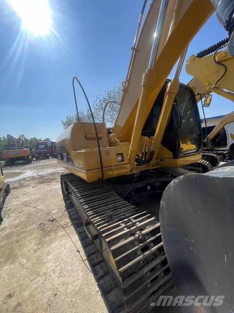 CAT 320 C Rupsgraafmachines