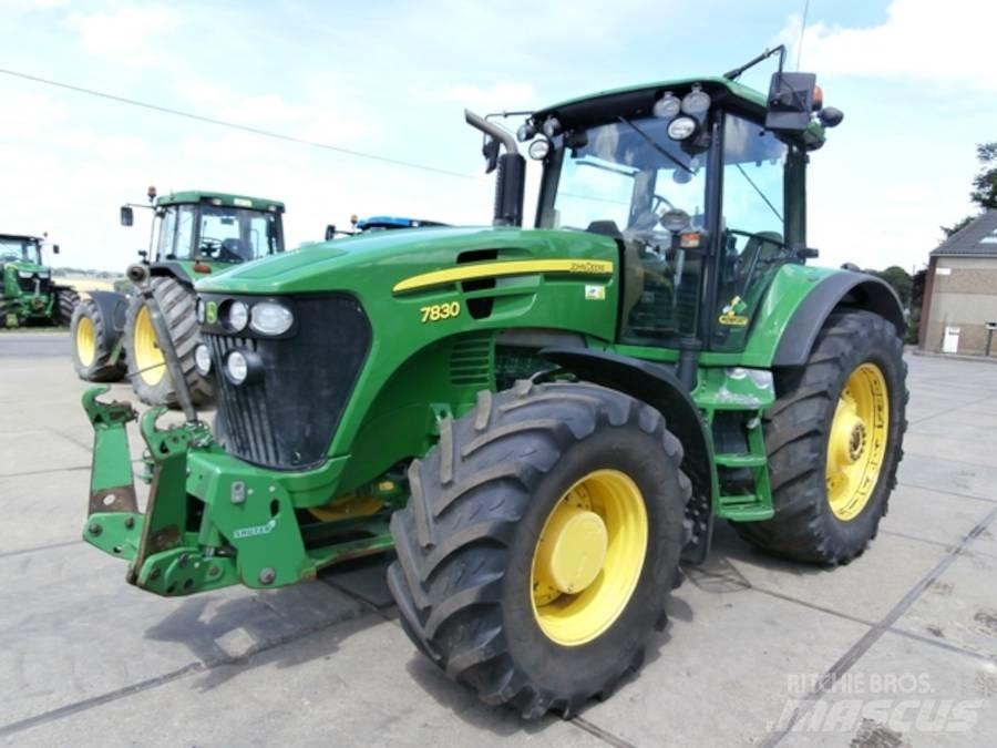 John Deere 7830 TLS Tractoren